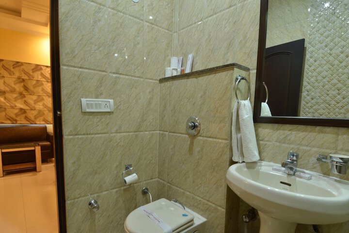 Room 19 of 31