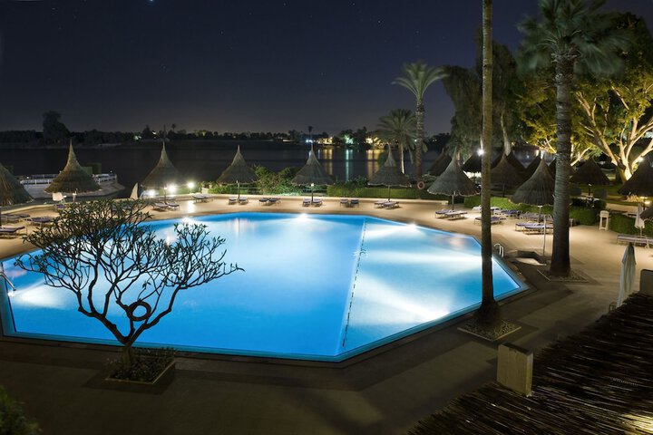 Pool 59 of 184