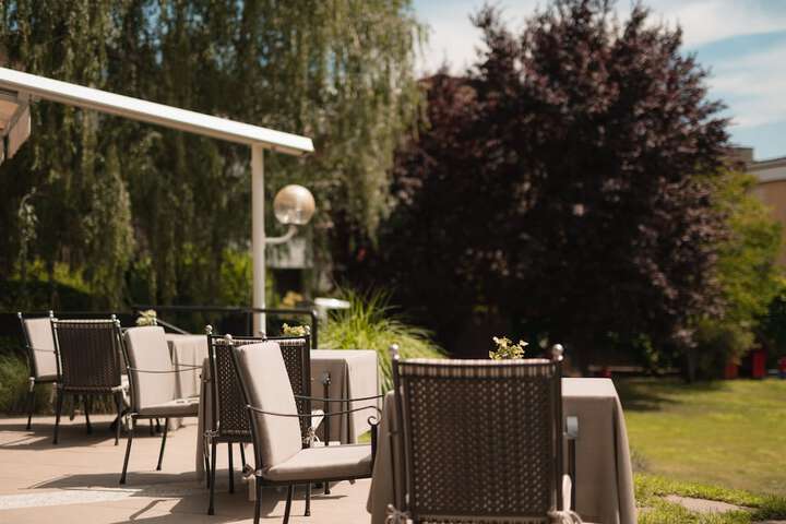 Sundeck 55 of 58