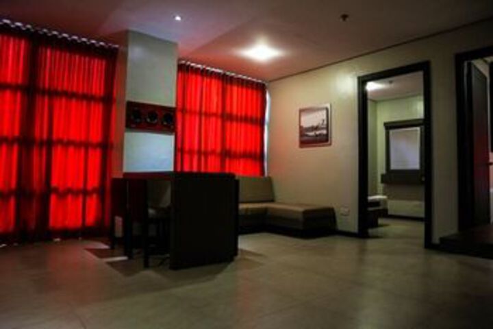 Room 51 of 54