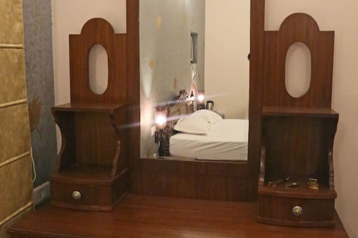 Room 34 of 61