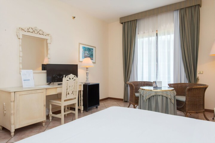 Room 20 of 61