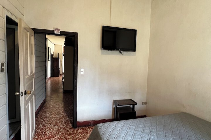 Room 36 of 71