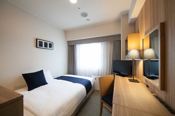 Room 10 of 45