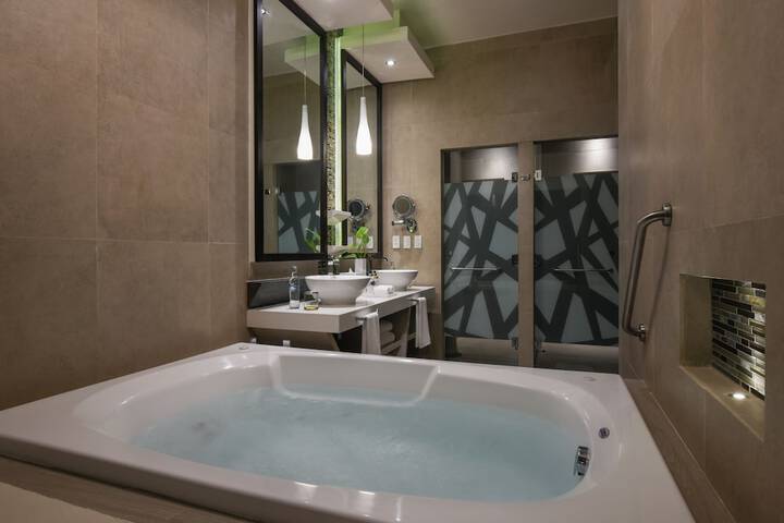 Bath Photo