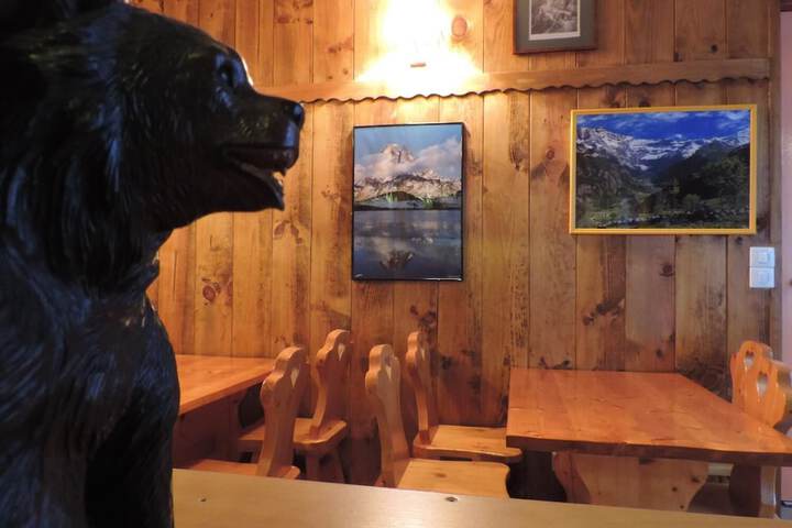 Dining 61 of 81