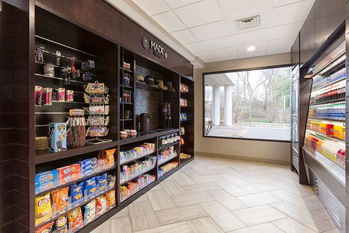 Snack bar