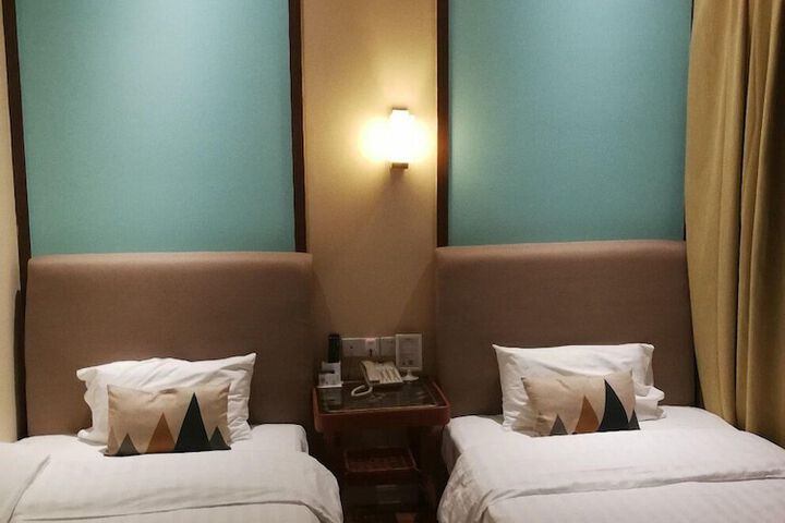Room 4 of 59