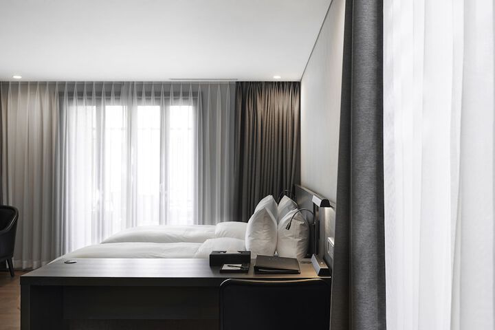 Room 7 of 57