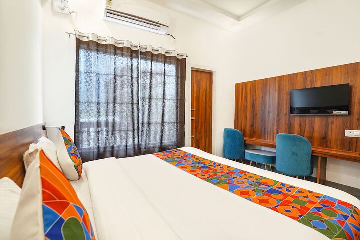 Room 19 of 39