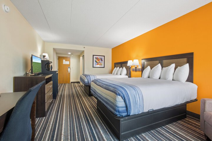 Room 10 of 39