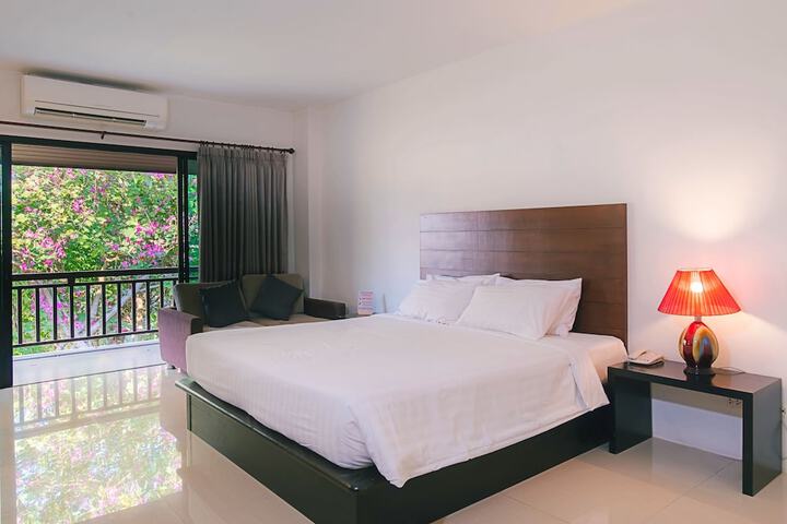 Room 20 of 65