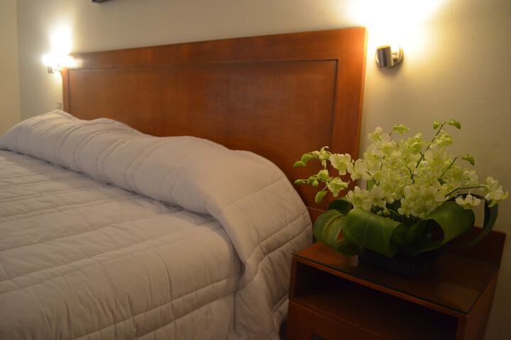 Room 12 of 32
