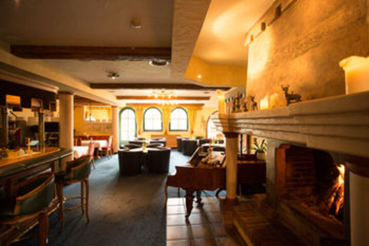 Hotel Interior 56 of 115