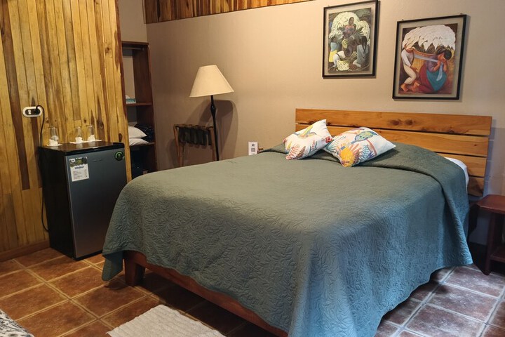 Room 44 of 334