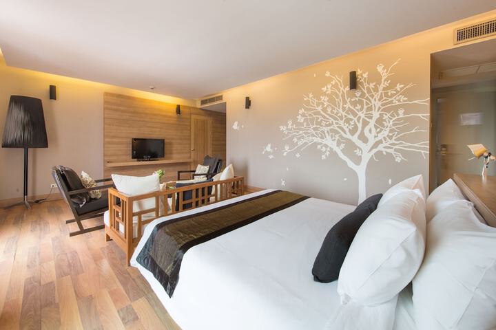 Room 15 of 64