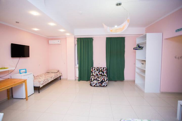 Room 12 of 47