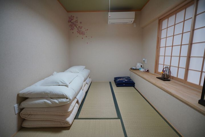 Room 22 of 96