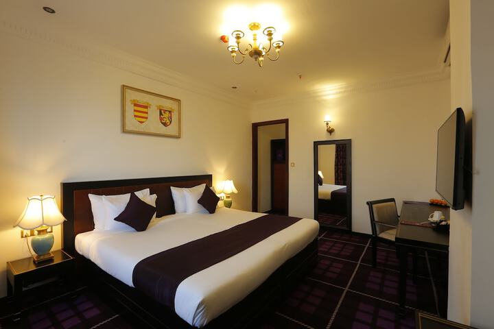 Room 14 of 113