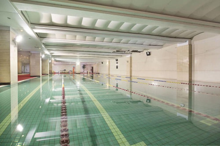 Pool Hotel