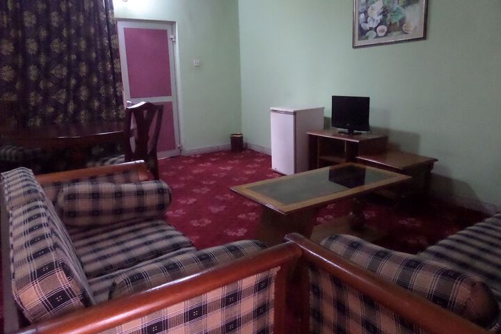 Room 6 of 47