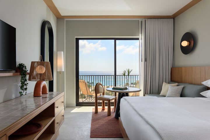 Room 26 of 206
