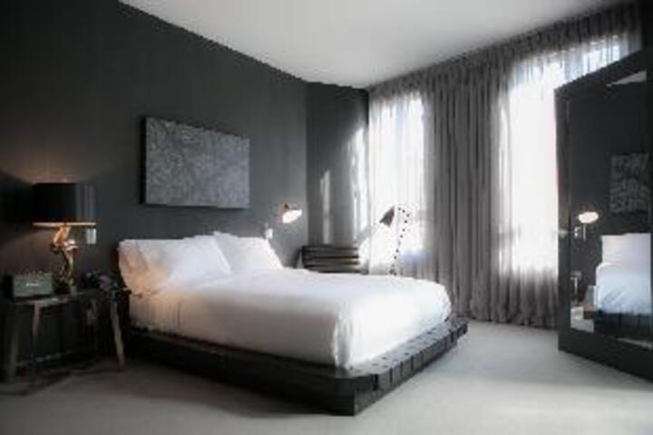 Room 8 of 8