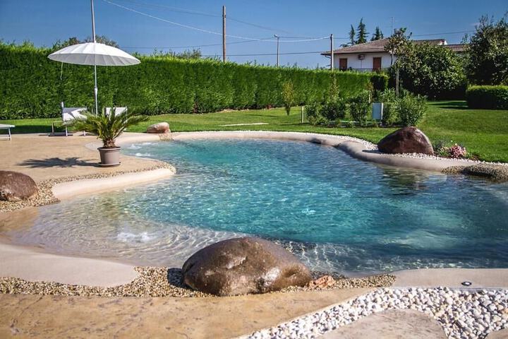 Hotel Pool