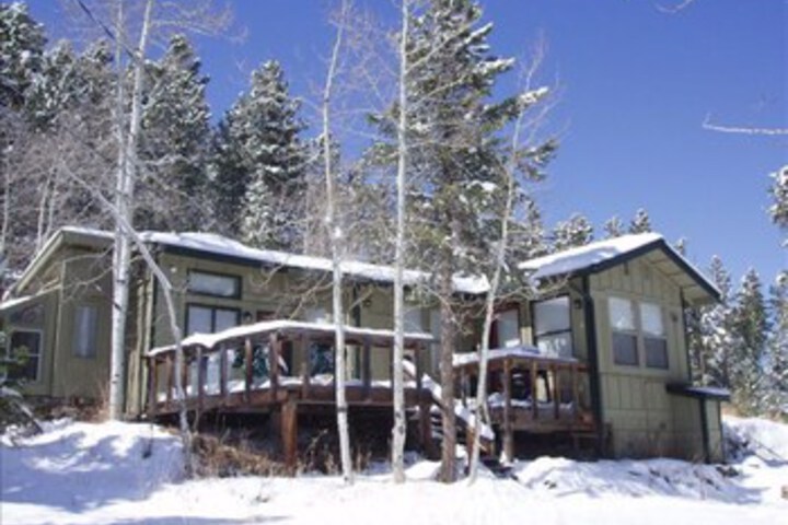 Sunrise Lodge
