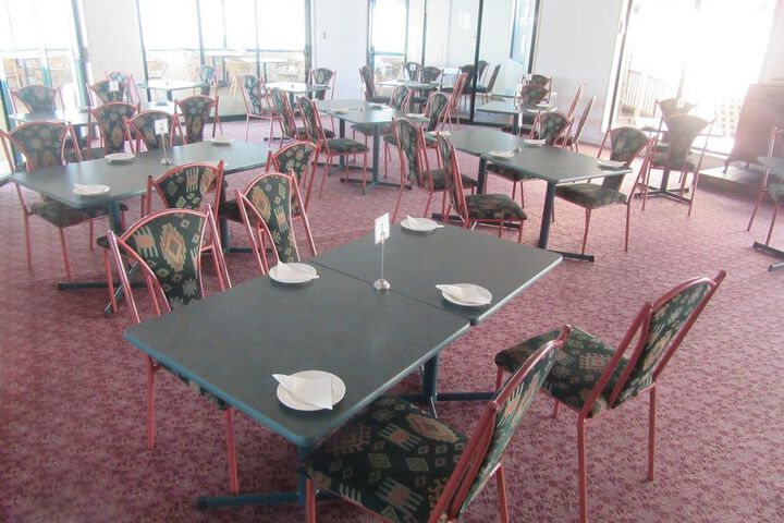 Dining 88 of 89