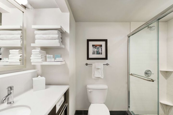Bathroom shower