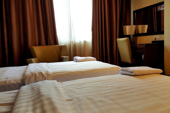 Room 17 of 44