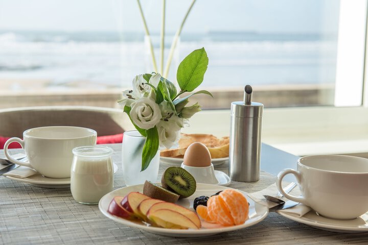 Breakfast/Coffee Service 40 of 51