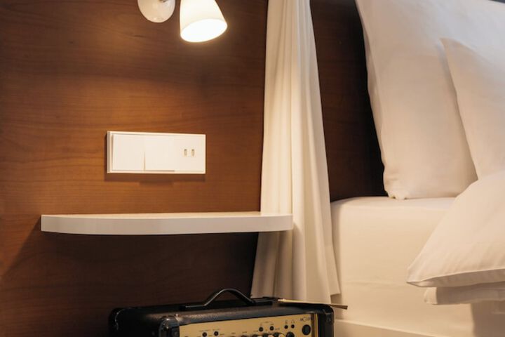 Room 63 of 127