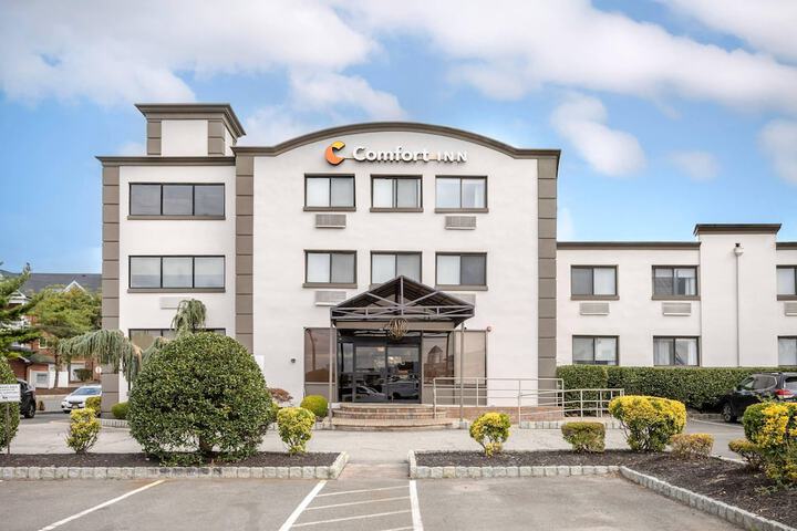 Hotel 54 of 55