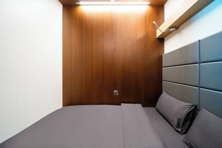 Room 9 of 23