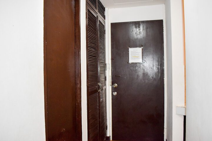Room 8 of 46