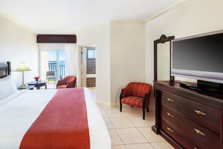 Room 16 of 125