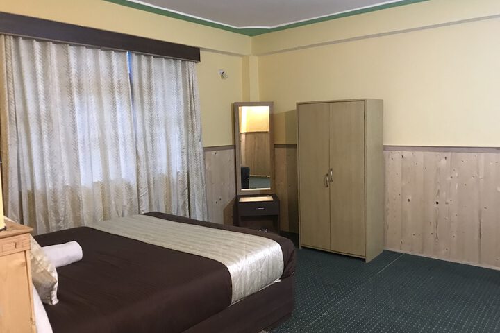Room 20 of 65