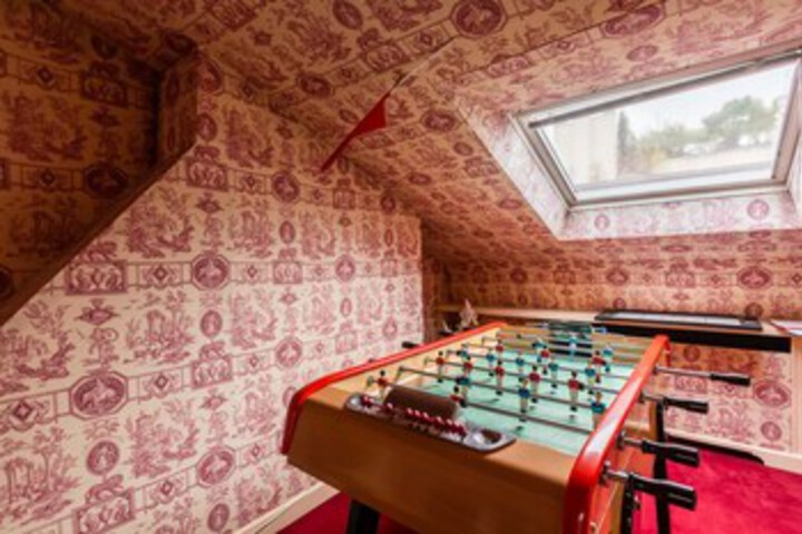 Room 20 of 35