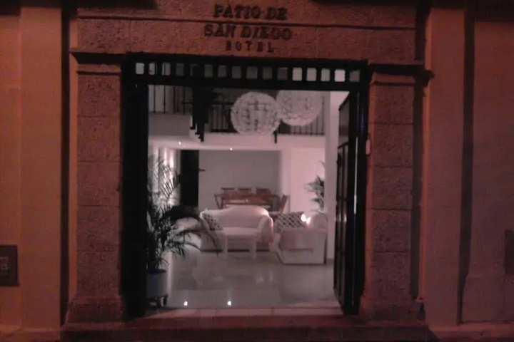 Patio De San Diego