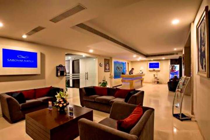Entrance & Lobby