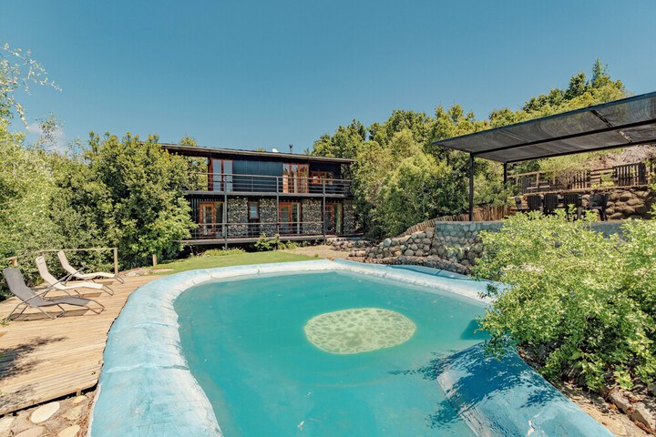 Pool 35 of 65