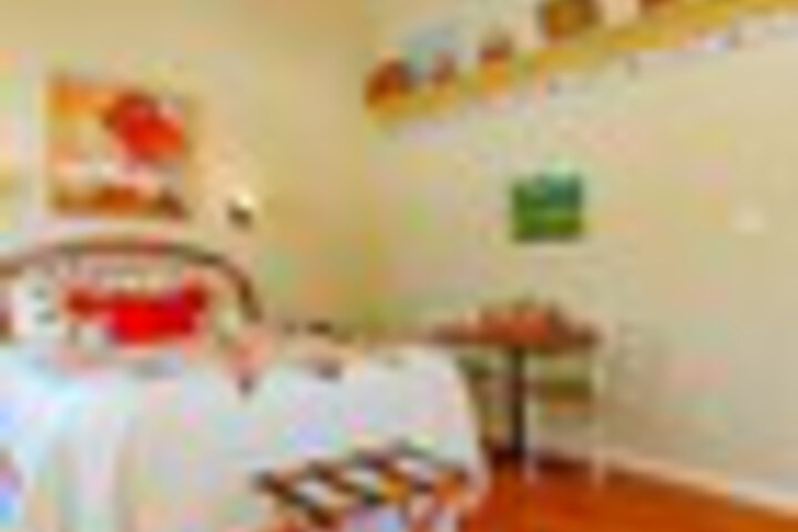 Room 8 of 147