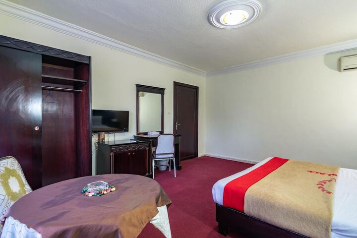Room 25 of 36