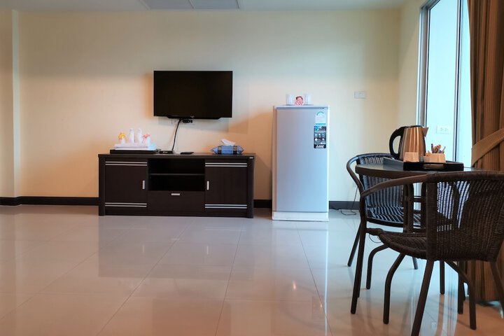 Room 18 of 40