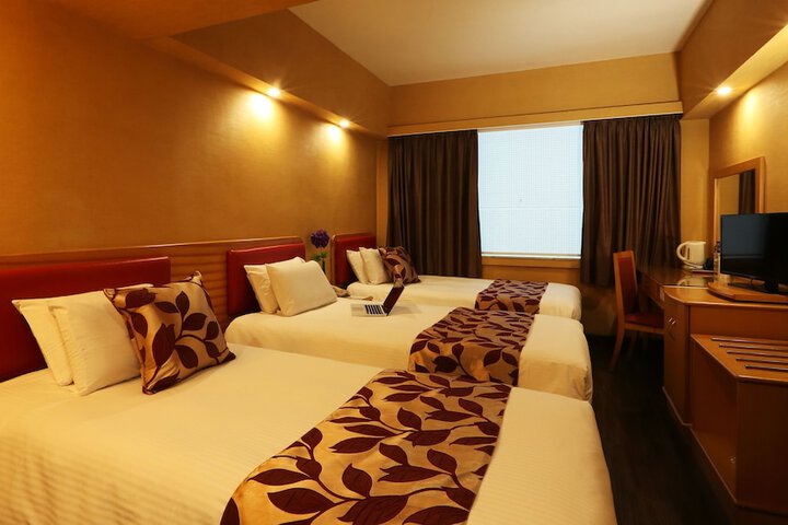 Room 8 of 29