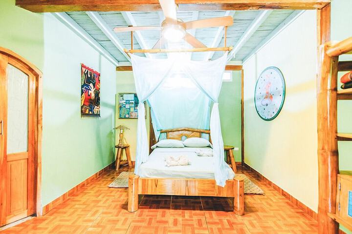 Room 21 of 112