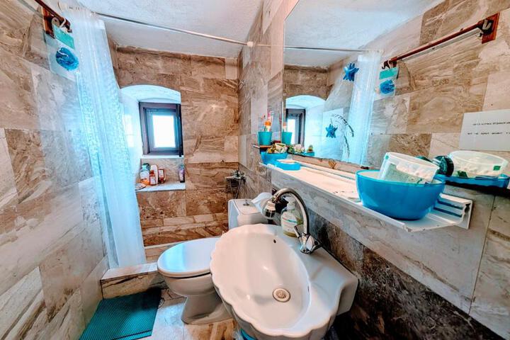General 3 of 19