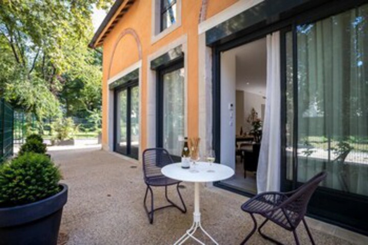 Terrace/Patio 14 of 15